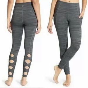 Athleta Chaturanga Cut Out Criss Cross Full Length Leggings. Size XS